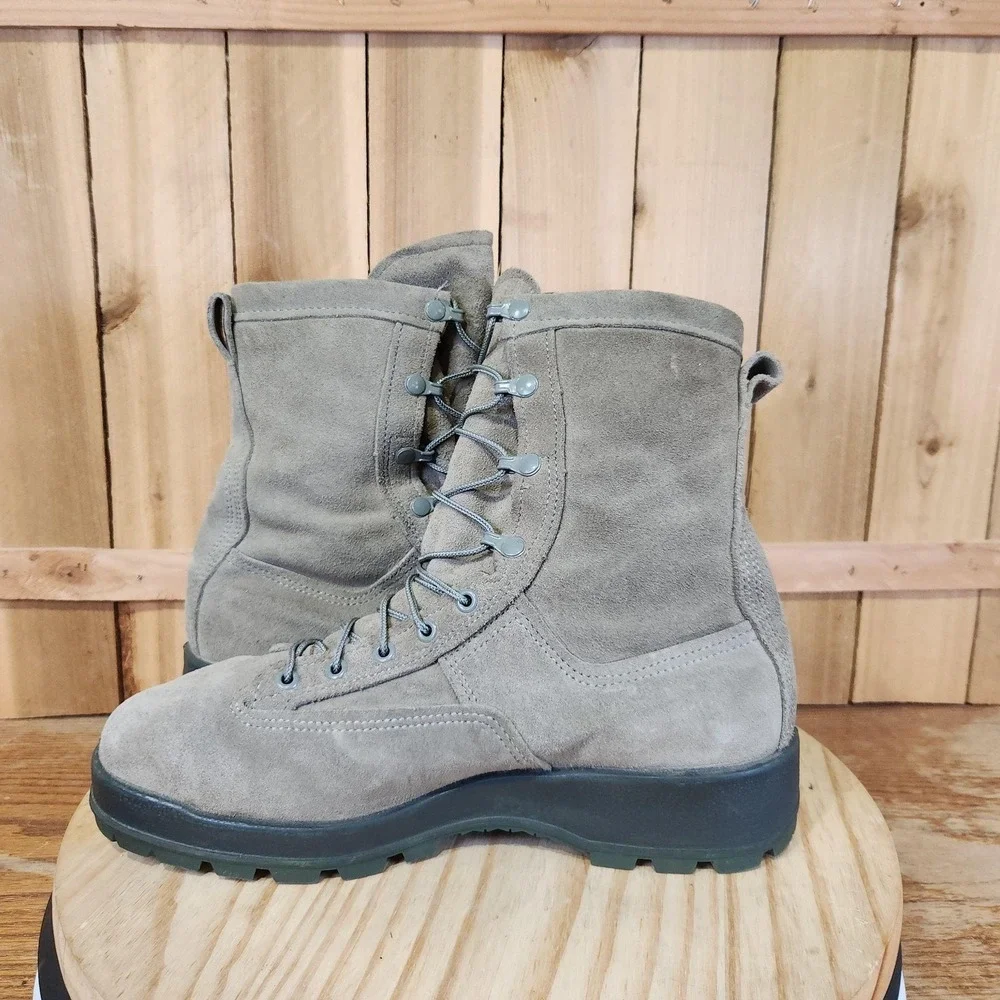 Belleville 675ST Boots Mens 9.5 R Green Suede Gore-Tex Insulated Vibram